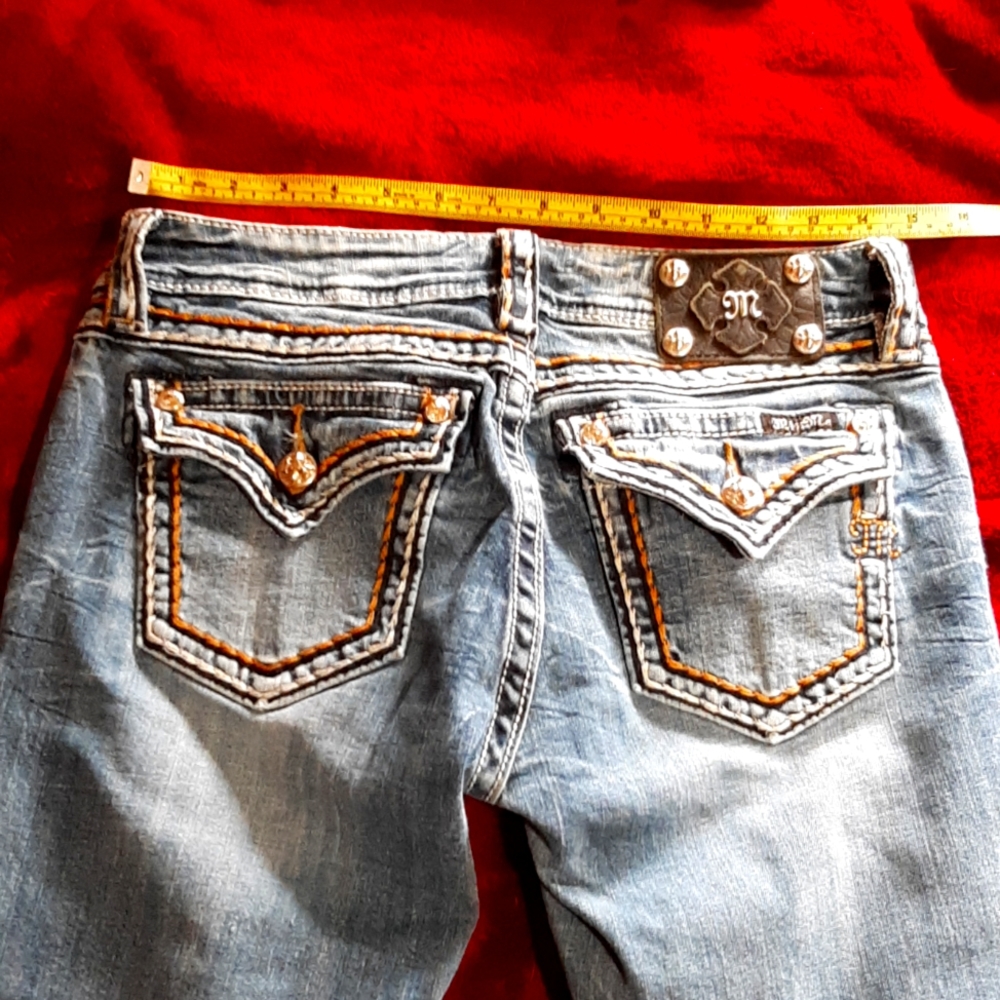 Miss Me cuffed capri